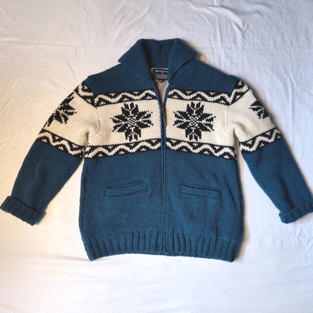 Lost Horizons wool Teal with Scandinavian Snow Flakes jacket Small/Medium